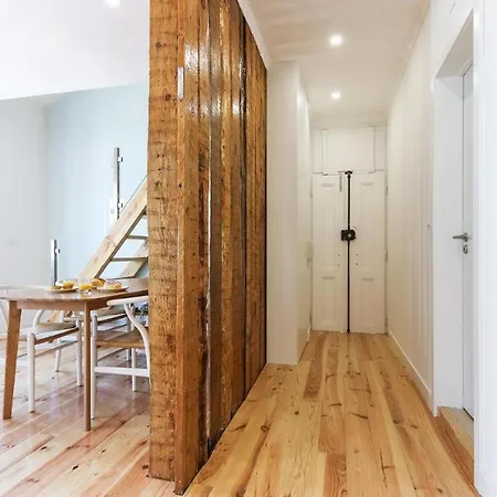 Campo De Ourique Duplex By Vosdomus شقة *